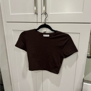 Aritzia Contour Crew Cropped T-Shirt Brown